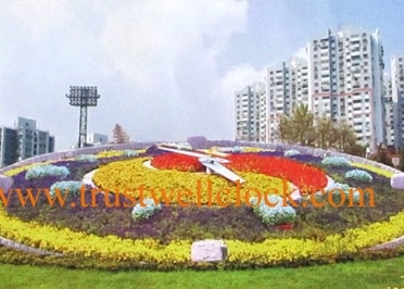 city floral clocks with special large movement motor weather proof water raine proof maintenance free