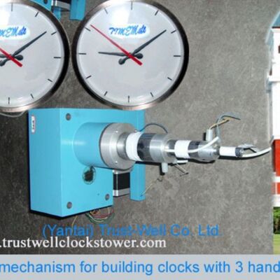 Movement for tower clocks with three hands- minute hand, hour hand and second